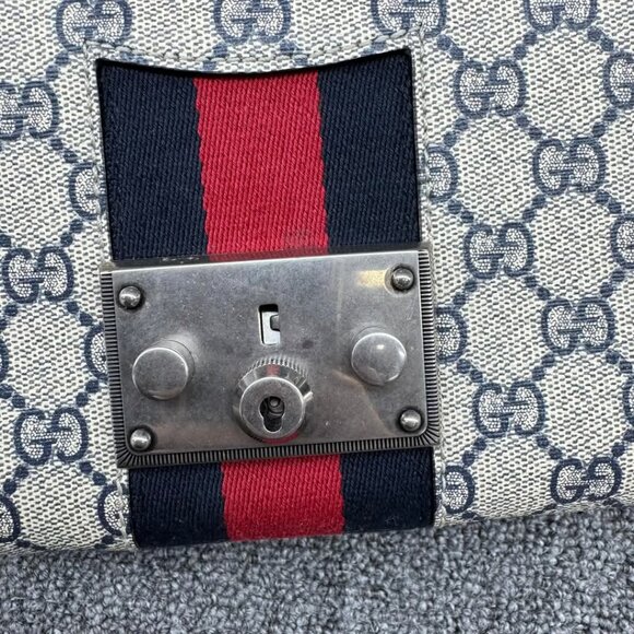 GUCCI Padlock Canvas Shoulder Bag 775-022725 - Picture 6 of 15